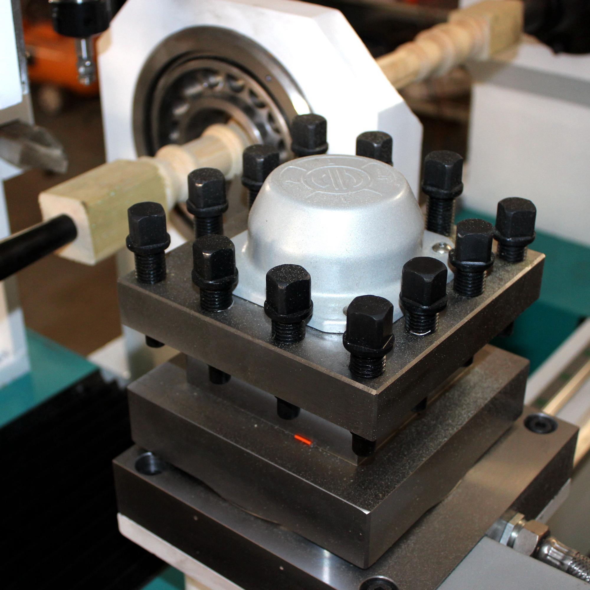 ATC CNC Wood Lathe Machine with Auto Tools Changer from Wisdom CNC